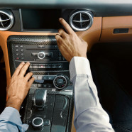 sls_amg_roadster_Detail_Konsole_RGB thumbnail