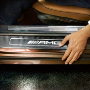 sls_amg_roadster_Detail_Schweller_RGB thumbnail